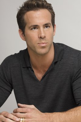 Ryan Reynolds Poster 2251666
