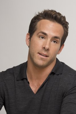 Ryan Reynolds Poster 2251687
