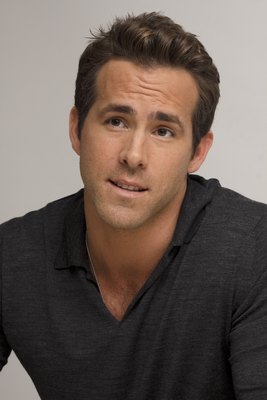 Ryan Reynolds Poster 2251694