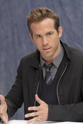 Ryan Reynolds Poster 2251697