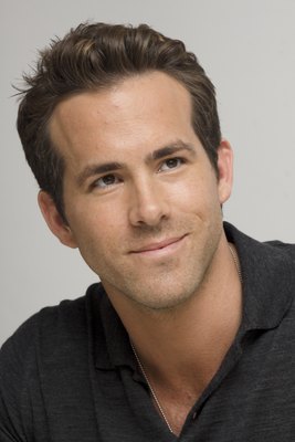 Ryan Reynolds Poster 2251706