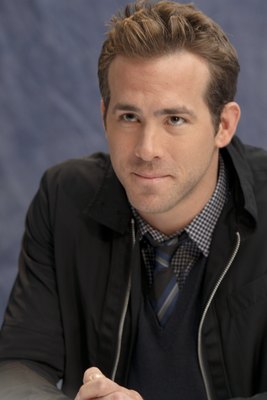 Ryan Reynolds Poster 2251711