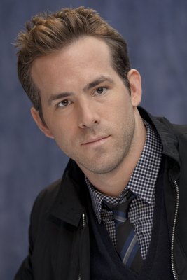 Ryan Reynolds Poster 2251713