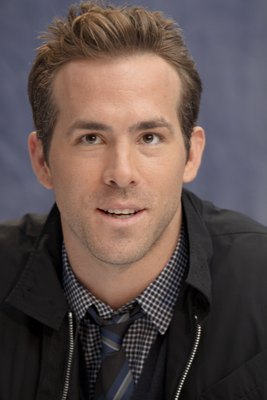 Ryan Reynolds Poster 2251726