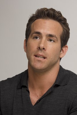 Ryan Reynolds Poster 2251731