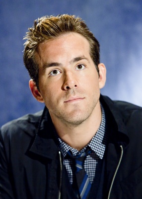 Ryan Reynolds Poster 2287908