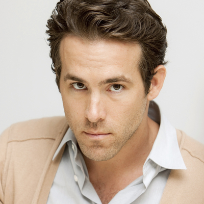 Ryan Reynolds Poster 2309024