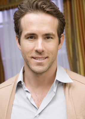 Ryan Reynolds Poster 2309025