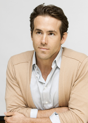 Ryan Reynolds Poster 2309031