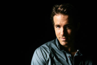 Ryan Reynolds Poster 2340703