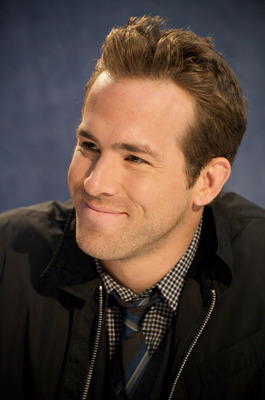 Ryan Reynolds Poster 2345345