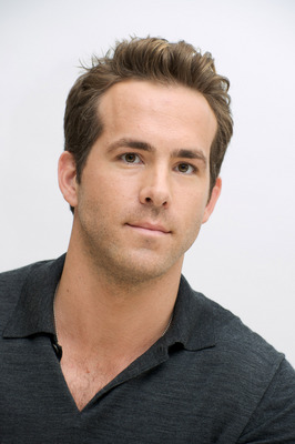 Ryan Reynolds Poster 2345350