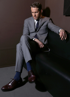 Ryan Reynolds Poster 2399032