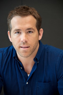 Ryan Reynolds Poster 2432989