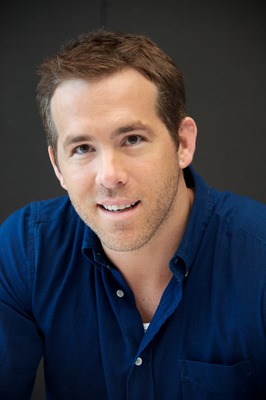 Ryan Reynolds Poster 2432995