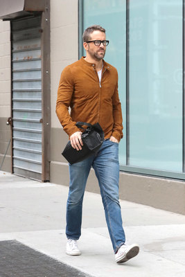 Ryan Reynolds Poster 2830380