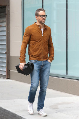 Ryan Reynolds Poster 2830382