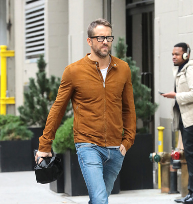 Ryan Reynolds Poster 2830383