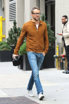 Ryan Reynolds Poster 2830388