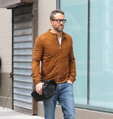 Ryan Reynolds Poster 2830392