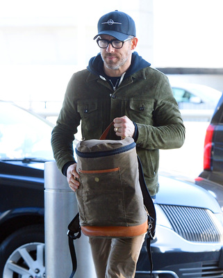 Ryan Reynolds Poster 3216863