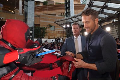 Ryan Reynolds Poster 3256600