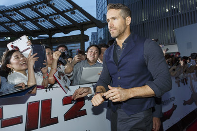 Ryan Reynolds Poster 3256614