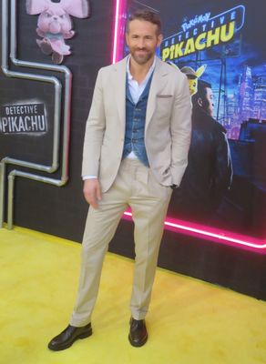 Ryan Reynolds Poster 3830382