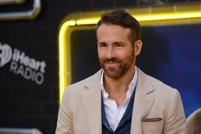 Ryan Reynolds Poster 3860489