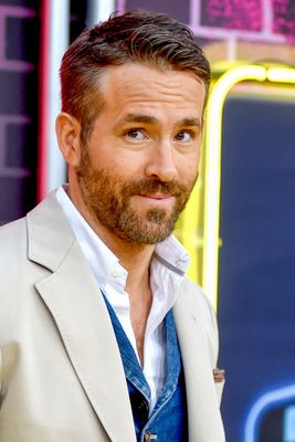 Ryan Reynolds Poster 3860602