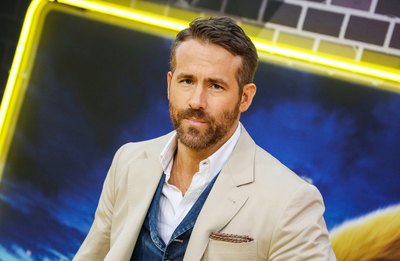 Ryan Reynolds Poster 3860611