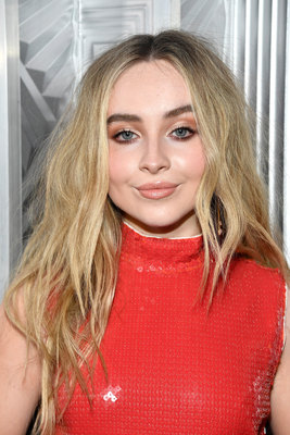 Sabrina Carpenter Poster 2809216