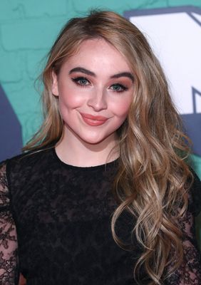 Sabrina Carpenter Poster 2872498