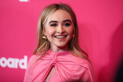 Sabrina Carpenter Poster 2918754