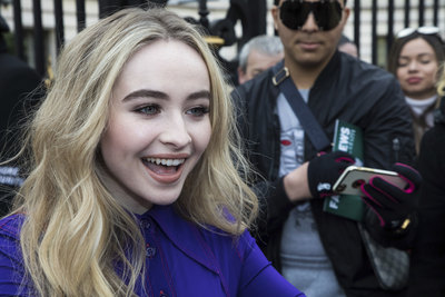Sabrina Carpenter Poster 3152053