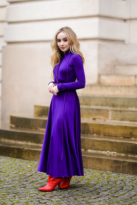 Sabrina Carpenter Poster 3152123