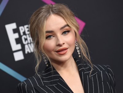 Sabrina Carpenter Poster 3754379