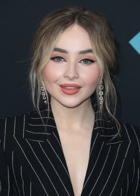 Sabrina Carpenter Poster 3754395