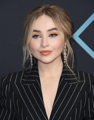 Sabrina Carpenter Poster 3754456