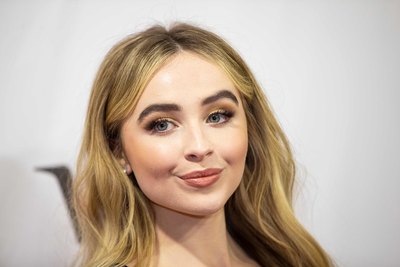 Sabrina Carpenter Poster 3754532