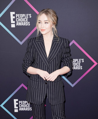 Sabrina Carpenter Poster 3754588