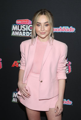 Sabrina Carpenter Poster 3812928