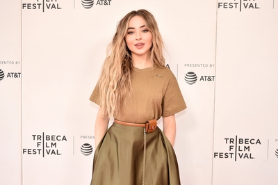 Sabrina Carpenter Poster 3838010
