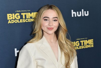 Sabrina Carpenter Poster 3945001
