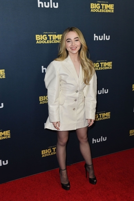 Sabrina Carpenter Poster 3945008
