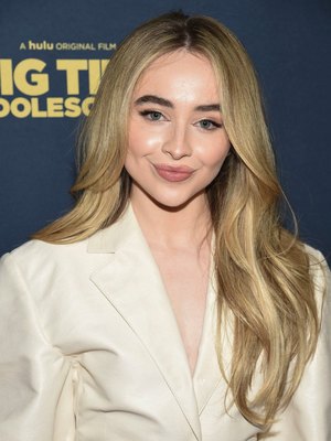 Sabrina Carpenter Poster 3945014