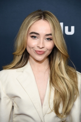 Sabrina Carpenter Poster 3945015