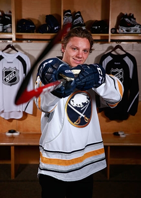 Sam Reinhart Poster 3559772