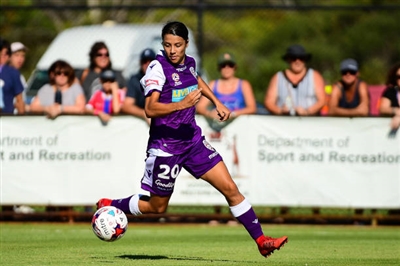Samantha Kerr Poster 3700038