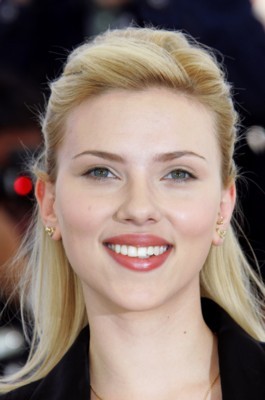 Scarlett Johansson Poster 1250658